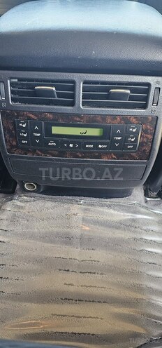 Toyota Land Cruiser-10