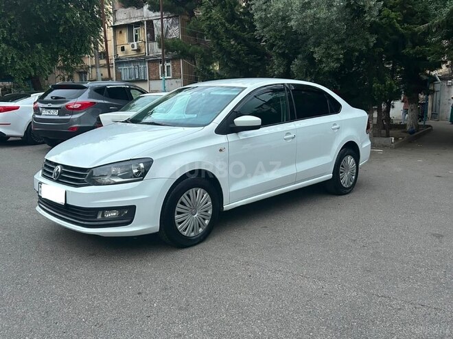 Volkswagen Polo-2