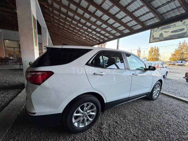 Chevrolet Equinox-8