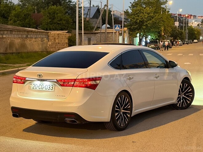 Toyota Avalon-8