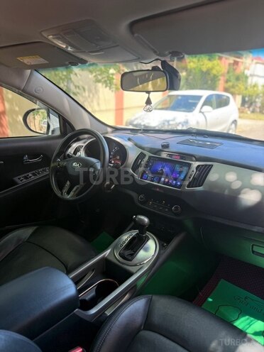 Kia Sportage-12