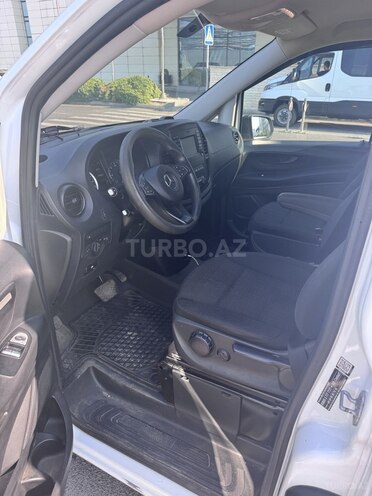 Mercedes Vito 119 CDI-15