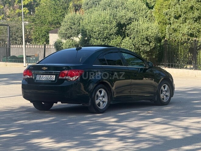 Chevrolet Cruze-4