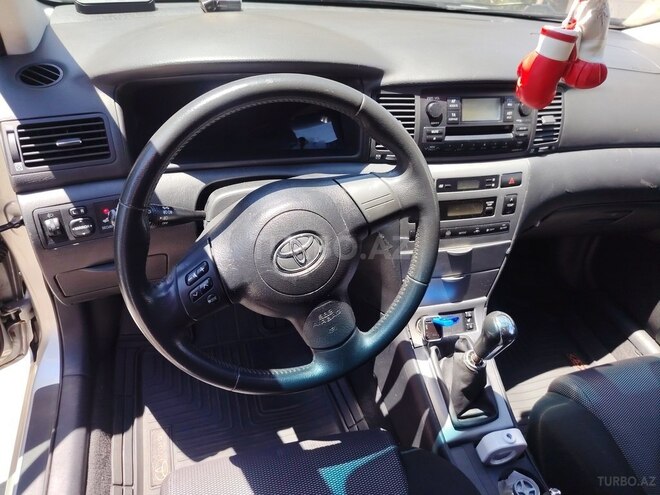 Toyota Corolla-13