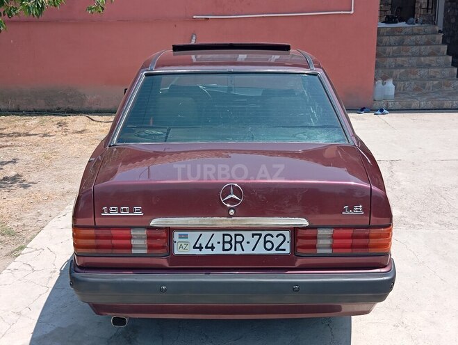 Mercedes 190-6