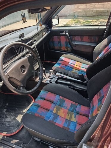 Mercedes 190-7