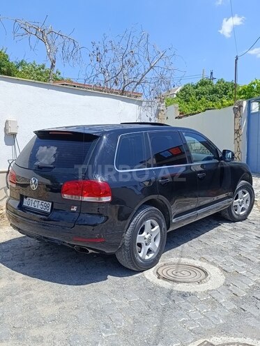 Volkswagen Touareg-3
