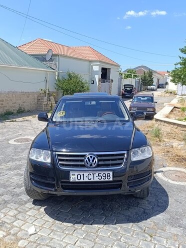 Volkswagen Touareg-2