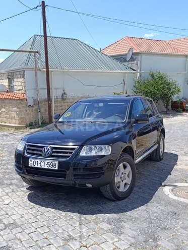 Volkswagen Touareg-1