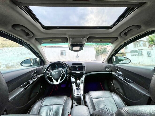 Chevrolet Cruze-8