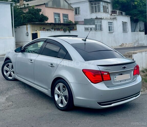 Chevrolet Cruze-5