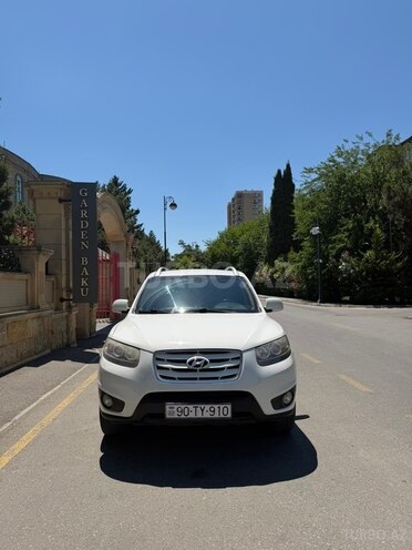 Hyundai Santa Fe-1