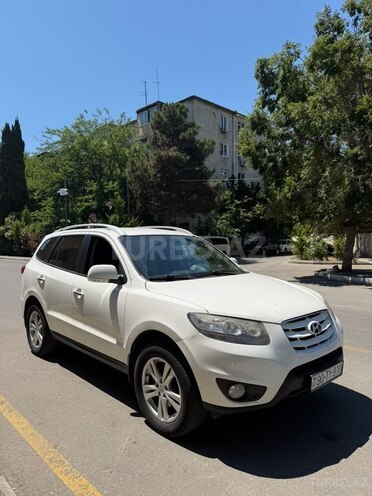 Hyundai Santa Fe-3
