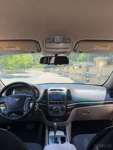 Hyundai Santa Fe-9