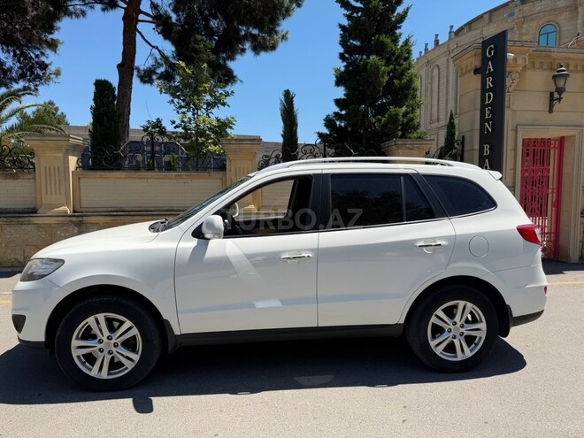 Hyundai Santa Fe-4