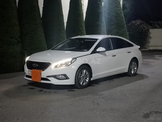Hyundai Sonata-1