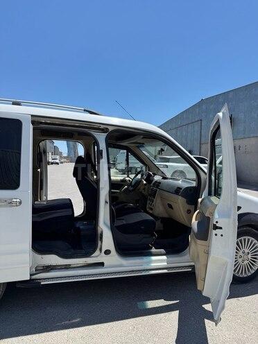 Ford Tourneo Connect-9
