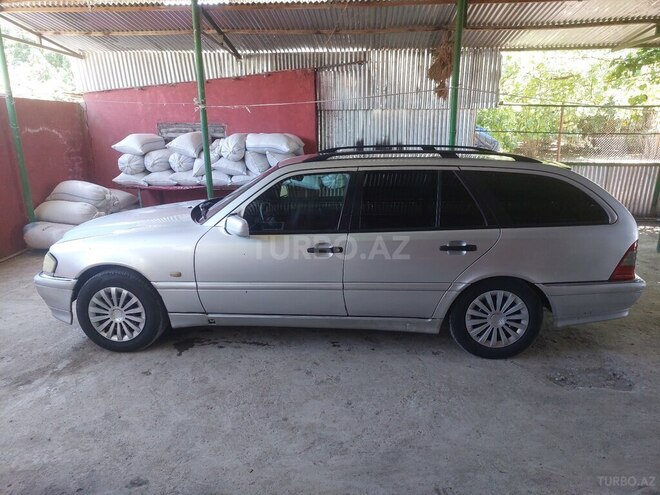 Mercedes C 220-2