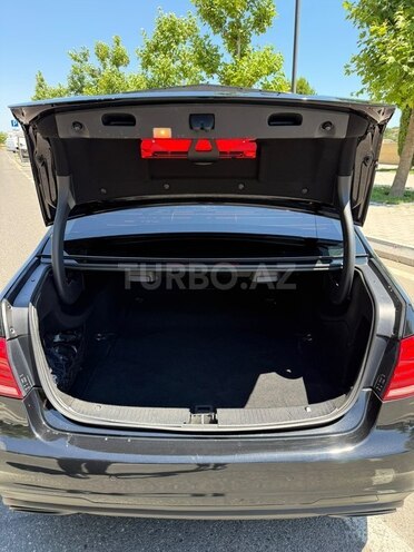 Mercedes E 250-8