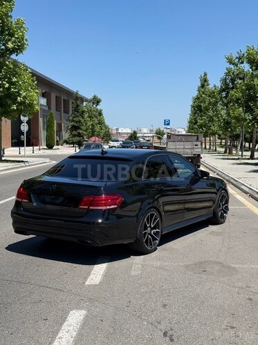 Mercedes E 250-5