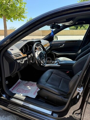 Mercedes E 250-15