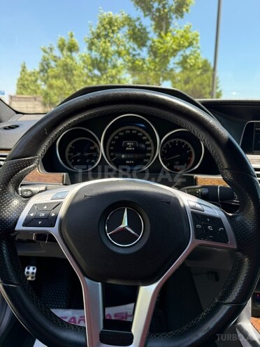 Mercedes E 250-16