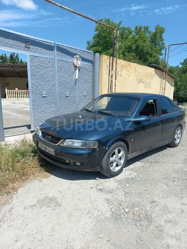 Opel Vectra-2