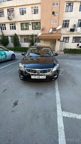 Kia Ceed-1