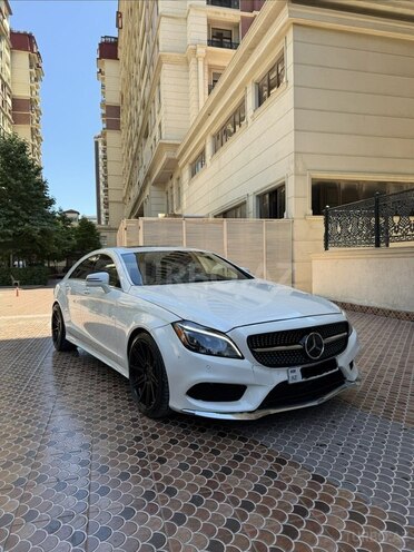 Mercedes CLS 400 2015, 132,000 km - 3.0 l - Bakı