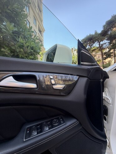 Mercedes CLS 400 2015, 132,000 km - 3.0 l - Bakı