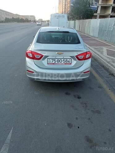 Chevrolet Cruze-2