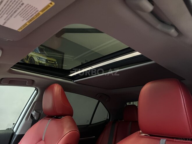 Toyota Camry-15
