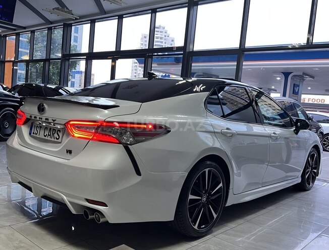 Toyota Camry-8