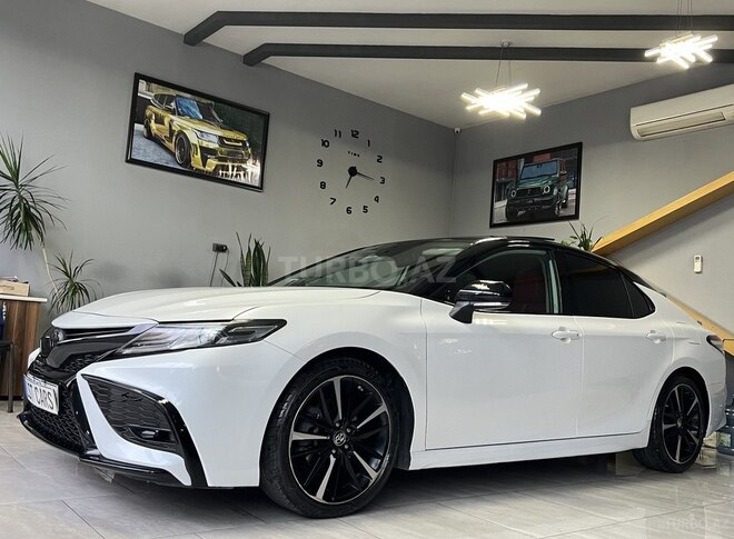 Toyota Camry-3