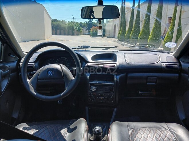Opel Astra-3