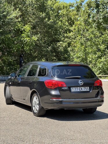 Opel Astra-10
