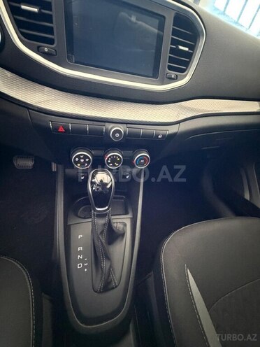 LADA (VAZ) Vesta-8