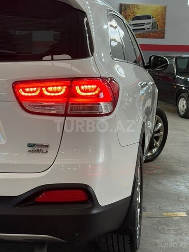 Kia Sorento-8