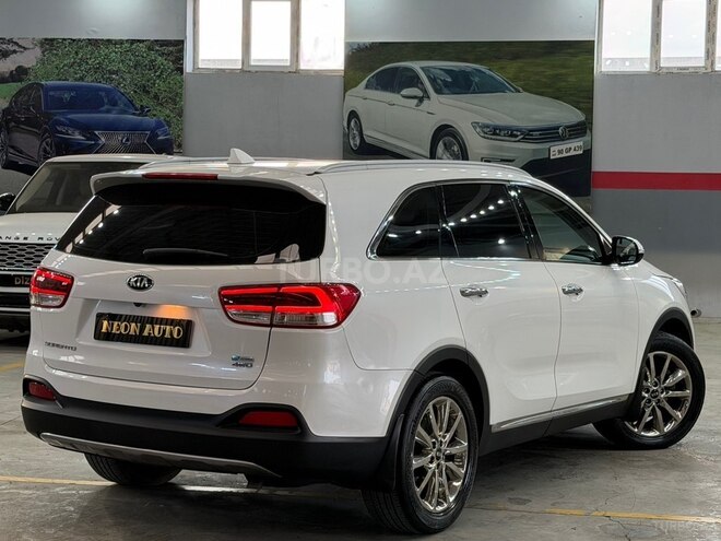 Kia Sorento-7