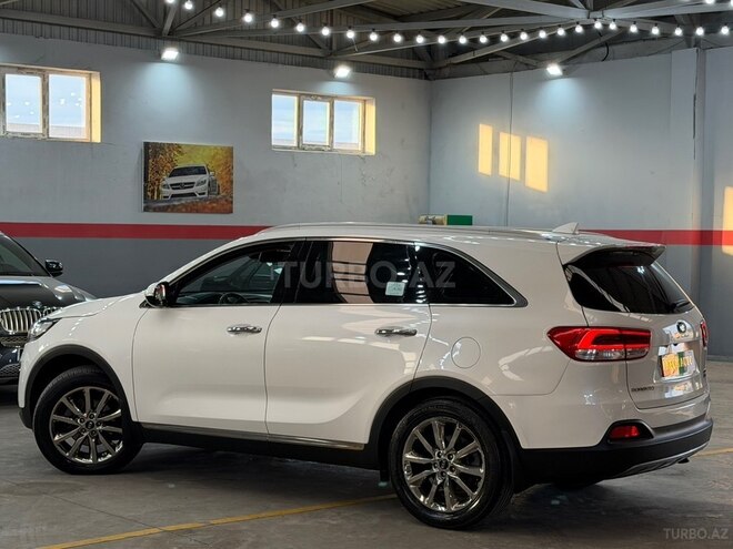 Kia Sorento-11