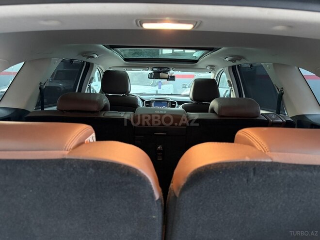 Kia Sorento-31