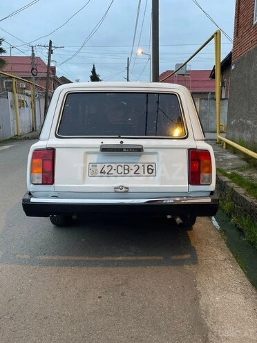 LADA (VAZ) 2104-2