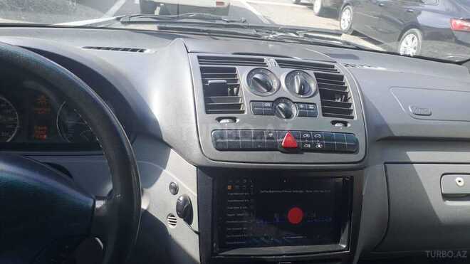 Mercedes Vito 111 CDI-4