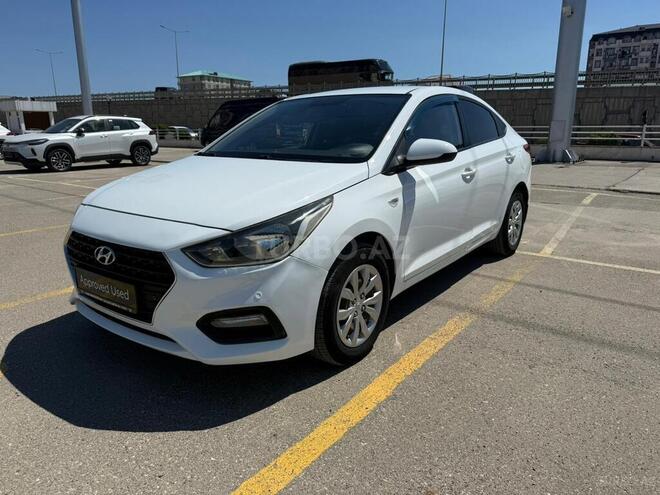Hyundai Solaris-2