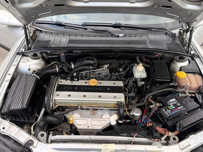 Opel Vectra-16