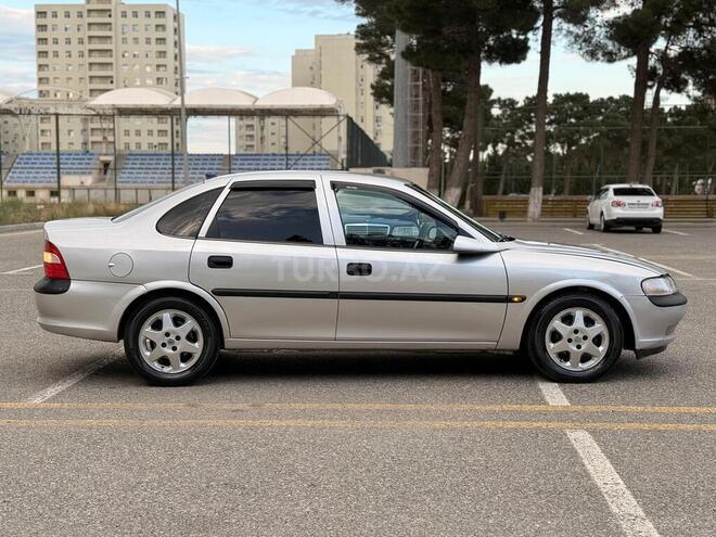 Opel Vectra-7