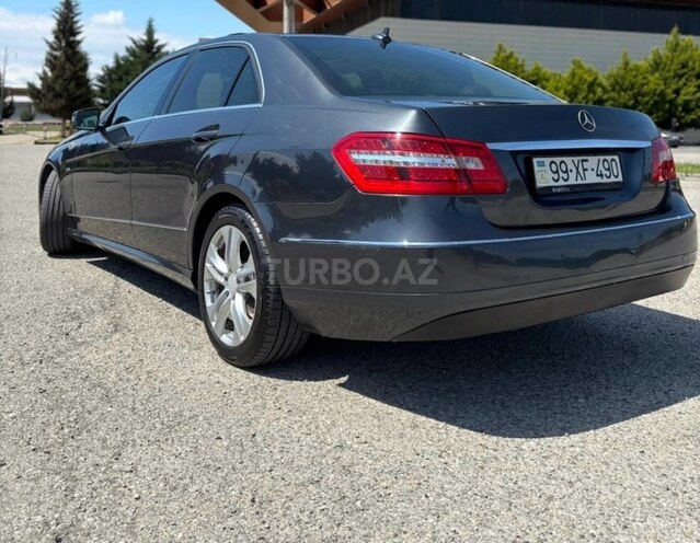 Mercedes E 220-9