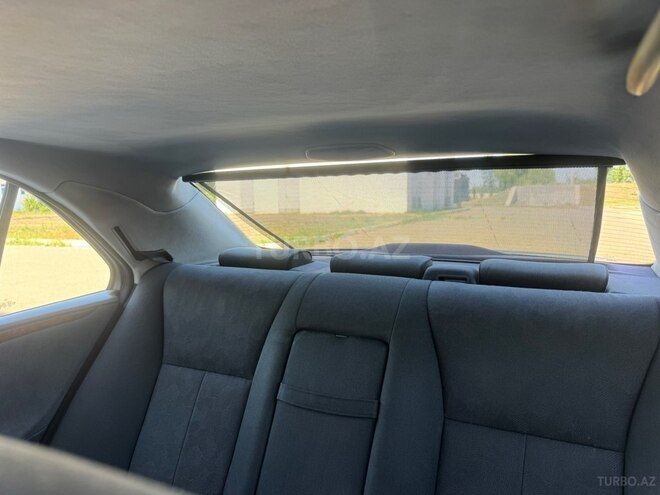 Mercedes E 270-14