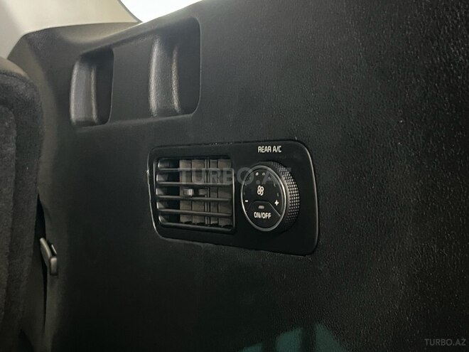 Kia Sorento-24