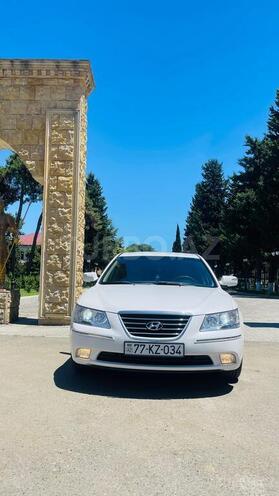 Hyundai Sonata-1